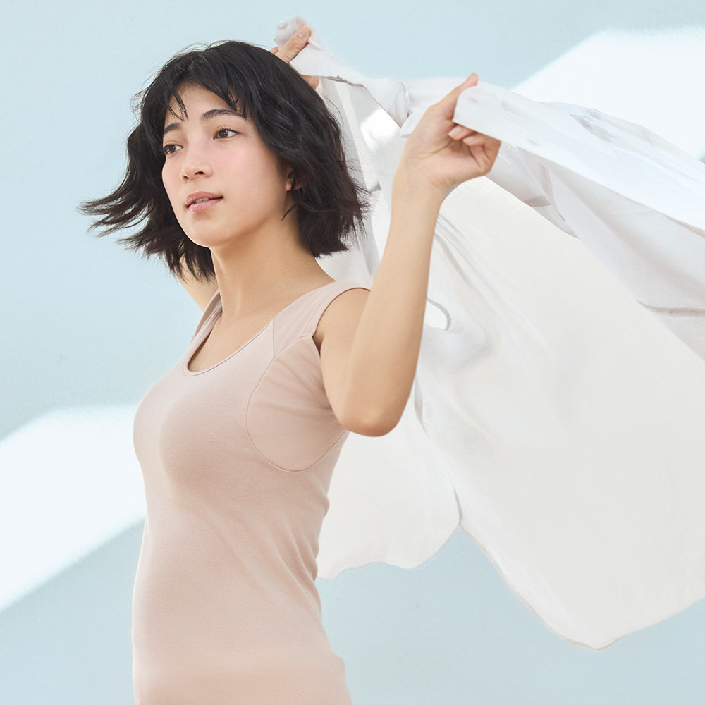 女性の汗とニオイを科学するさらさら爽やかインナー